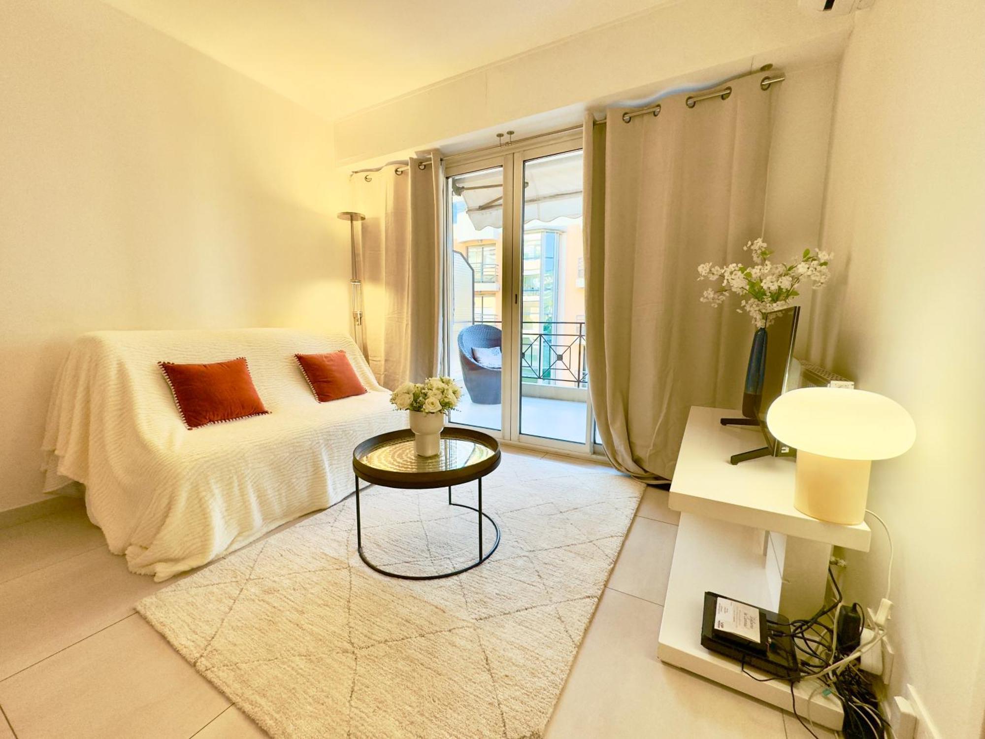Superbe Appartement Avec Terrasse 1Mn Des Plages De La Croisette Канны Экстерьер фото